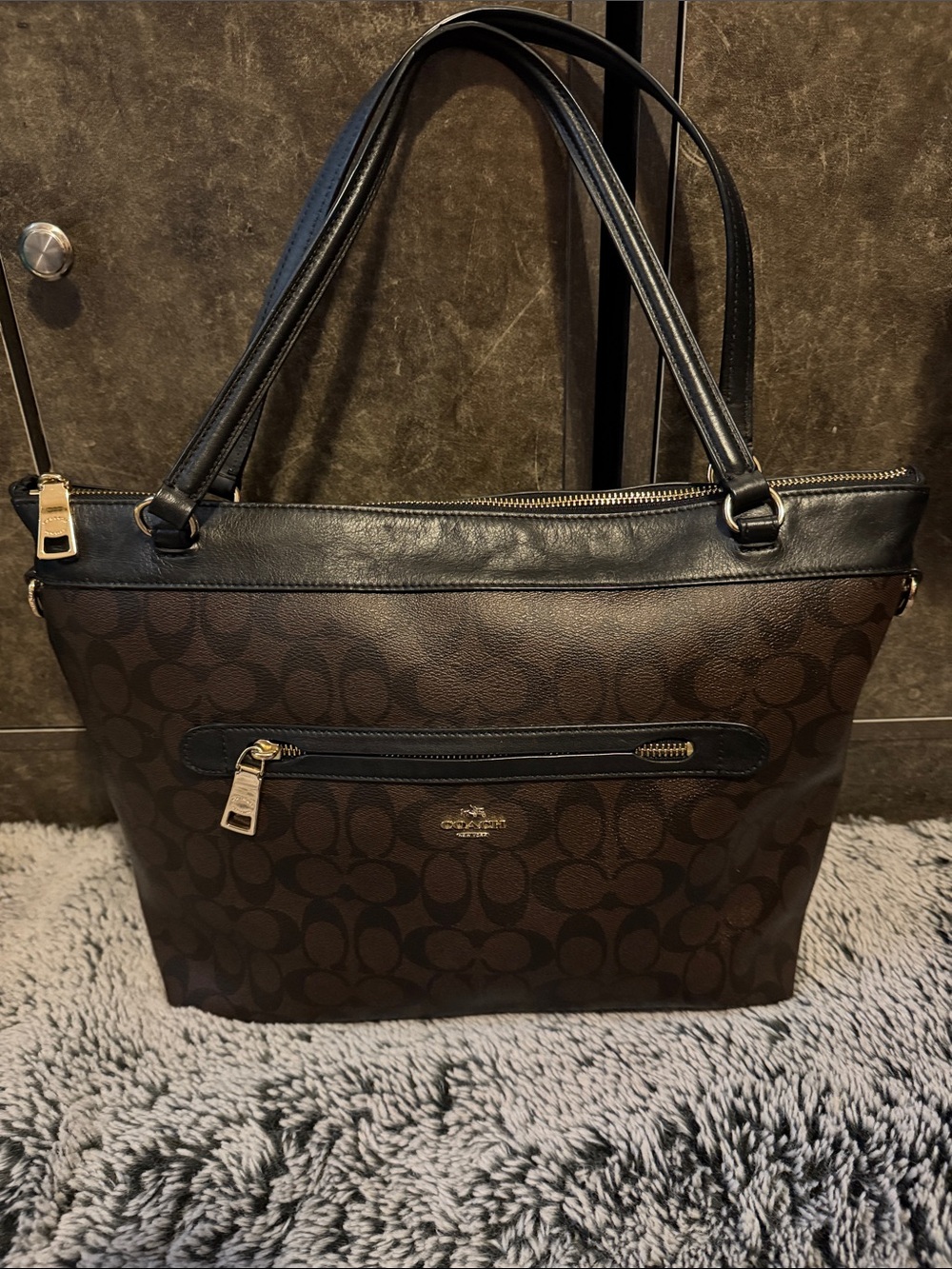 Coach Dark Brown/Black Signature Canvas Tote Leather Trim Excellent Condition